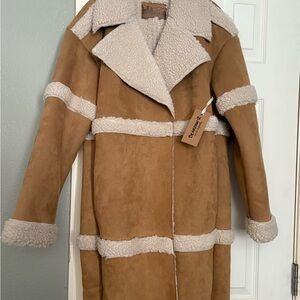 Bearpaw trench coat